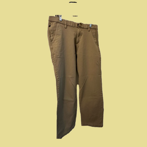 Dockers flat front khaki pants, size 34x30, great condition!